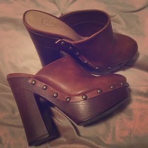 Candies Brown Vintage-Style Platform Clogs